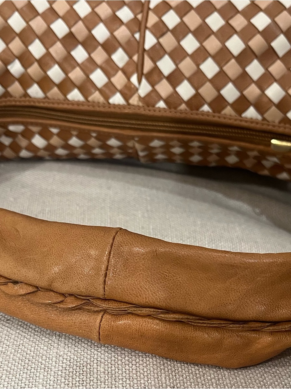 Woven Hobo Shoulder Bag in Tan and Cream - Picture 3 of 12